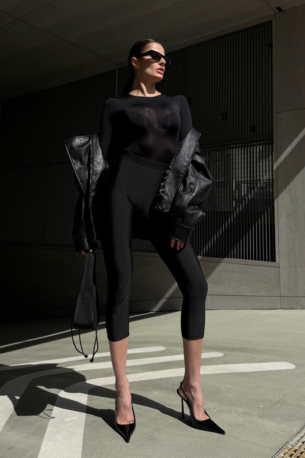 Capri space black