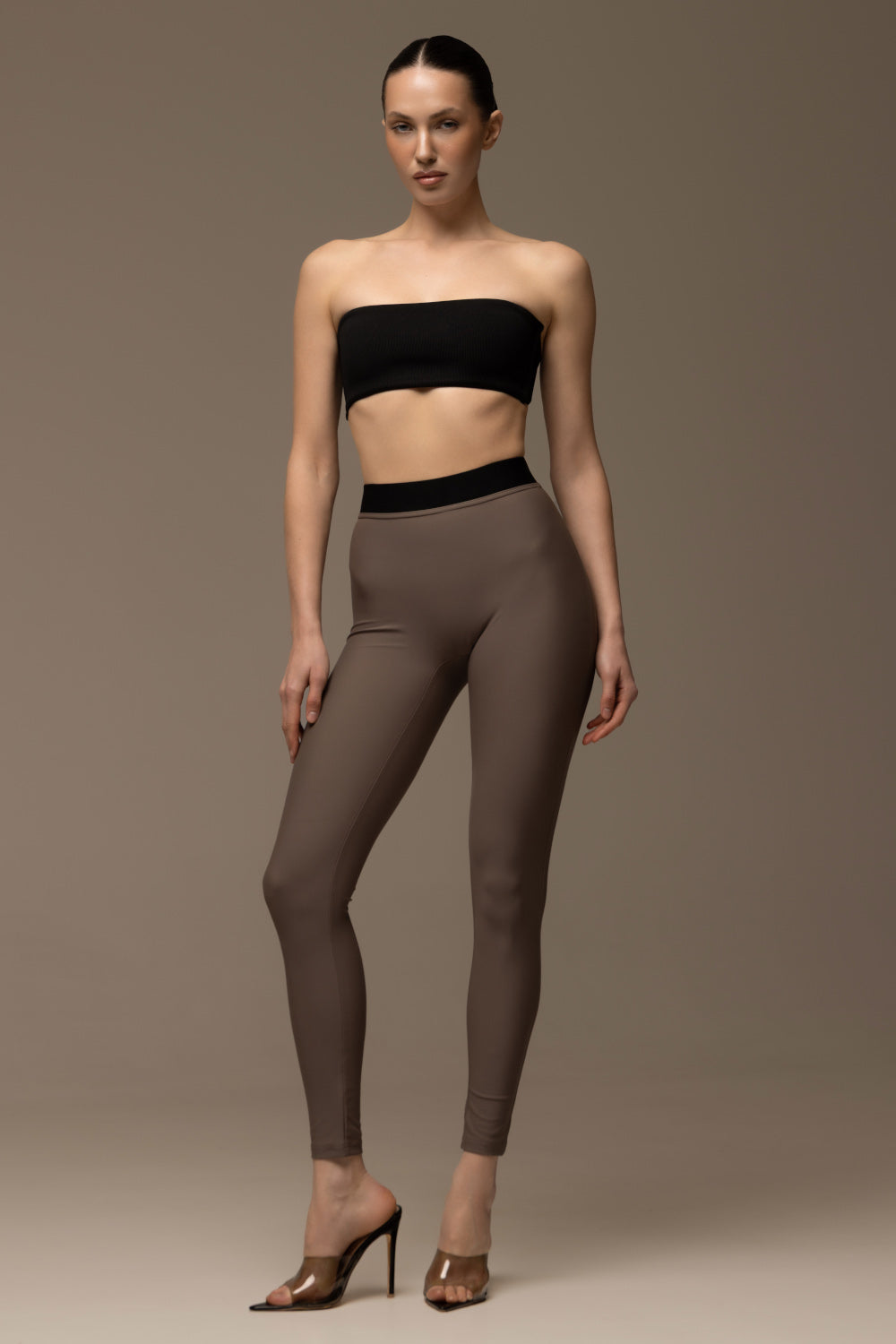Cold nude leggings